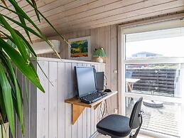 Seaside Retreat in Rindby-by Traum