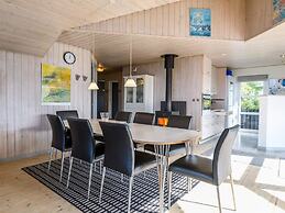 Seaside Retreat in Rindby-by Traum