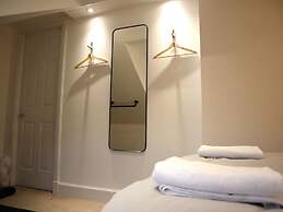 Crown Central Apartments