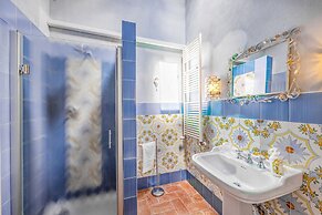 Villa Giunone With Pool Close to Volterra