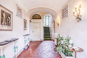 Villa Giunone With Pool Close to Volterra