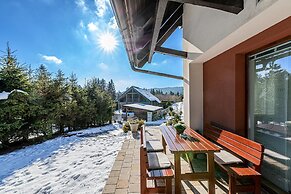 Sunny Weekend Sauna House