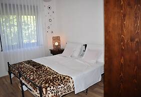 Pool Apartment Bakija