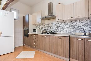 Pool Apartment Bakija