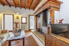 Villa Formaga- Relax and View Lake