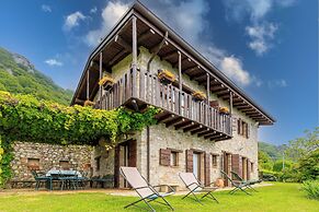 Villa Formaga- Relax and View Lake