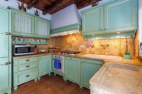 Villa Formaga- Relax and View Lake