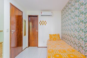 IT12 Bangalô Duplex 2 Suítes Pé na Areia