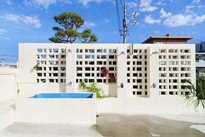 Bears Stay Kumejima Ifu Beach