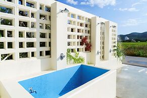 Bears Stay Kumejima Ifu Beach