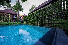 The Cliff Elegance Resort