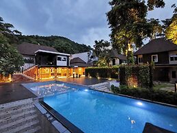 The Cliff Elegance Resort