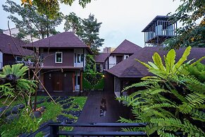 The Cliff Elegance Resort