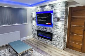 Aphrodite Suites Huddersfield