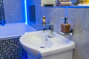 Aphrodite Suites Huddersfield