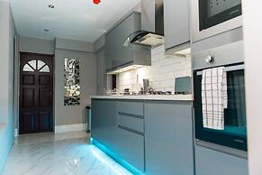 Aphrodite Suites Huddersfield