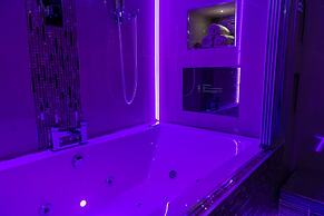 Aphrodite Suites Huddersfield