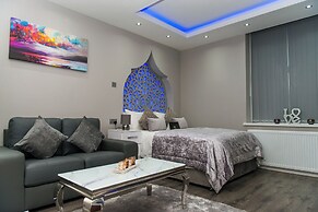 Aphrodite Suites Huddersfield