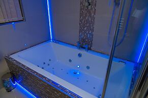 Aphrodite Suites Huddersfield