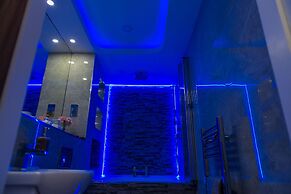 Aphrodite Suites Huddersfield