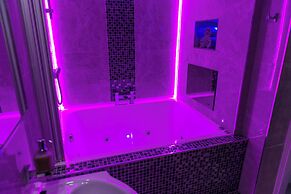 Aphrodite Suites Huddersfield