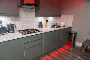 Aphrodite Suites Huddersfield