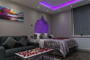 Aphrodite Suites Huddersfield