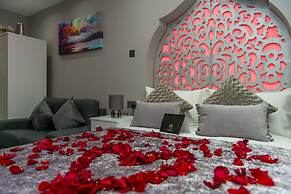Aphrodite Suites Huddersfield