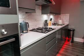 Aphrodite Suites Huddersfield
