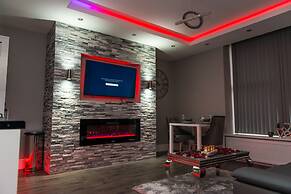 Aphrodite Suites Huddersfield