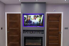 Aphrodite Suites Huddersfield