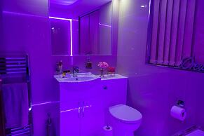 Aphrodite Suites Huddersfield
