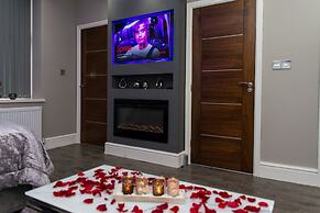 Aphrodite Suites Huddersfield