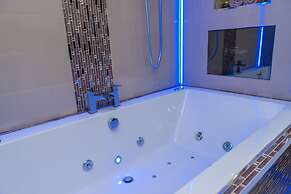 Aphrodite Suites Huddersfield