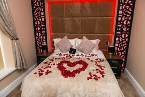 Aphrodite Suites Huddersfield