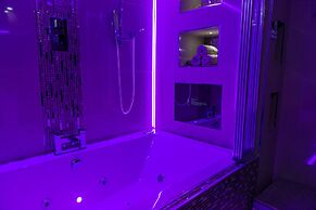 Aphrodite Suites Huddersfield