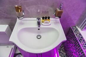 Aphrodite Suites Huddersfield