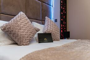 Aphrodite Suites Huddersfield