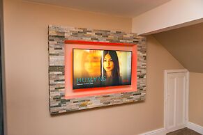 Aphrodite Suites Huddersfield