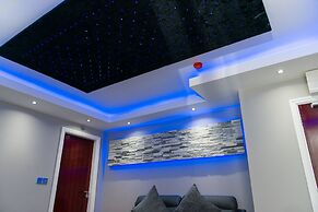 Aphrodite Suites Huddersfield