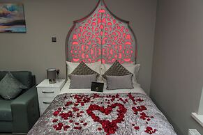 Aphrodite Suites Huddersfield
