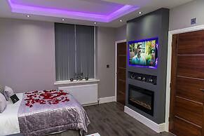Aphrodite Suites Huddersfield