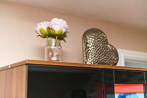 Aphrodite Suites Huddersfield