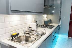 Aphrodite Suites Huddersfield