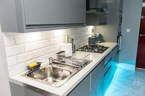 Aphrodite Suites Huddersfield