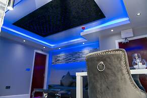 Aphrodite Suites Huddersfield