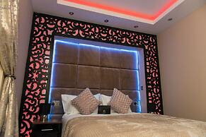 Aphrodite Suites Huddersfield