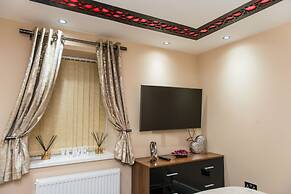 Aphrodite Suites Huddersfield