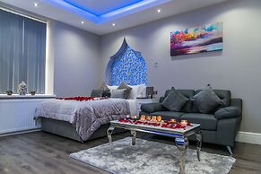 Aphrodite Suites Huddersfield
