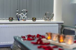 Aphrodite Suites Huddersfield